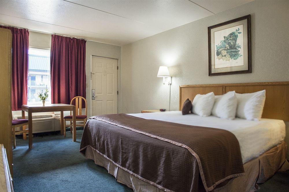 Hotel Clarion Pointe Downtown Gatlinburg Esterno foto