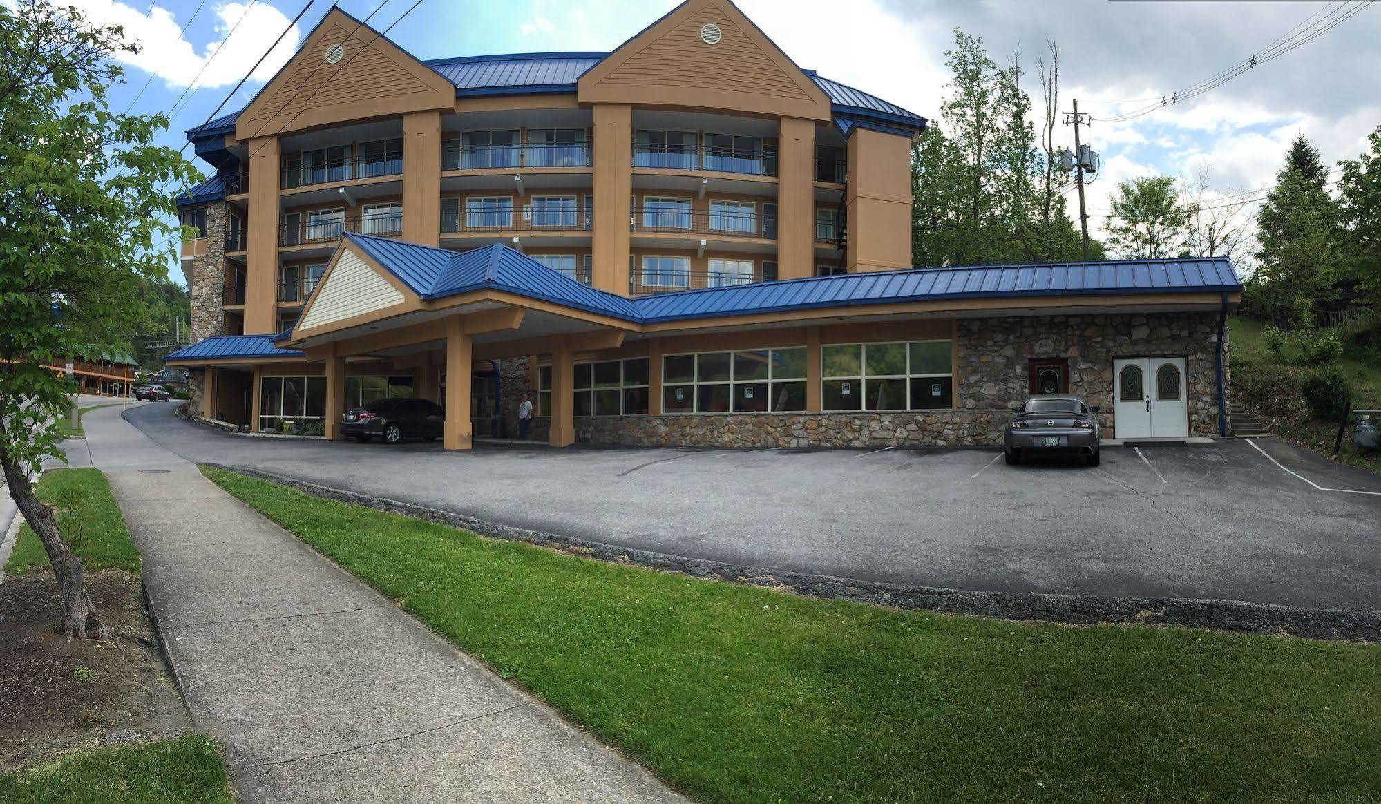 Hotel Clarion Pointe Downtown Gatlinburg Esterno foto