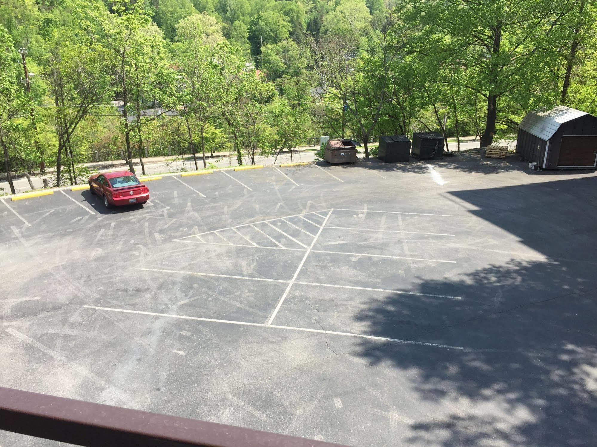 Hotel Clarion Pointe Downtown Gatlinburg Esterno foto